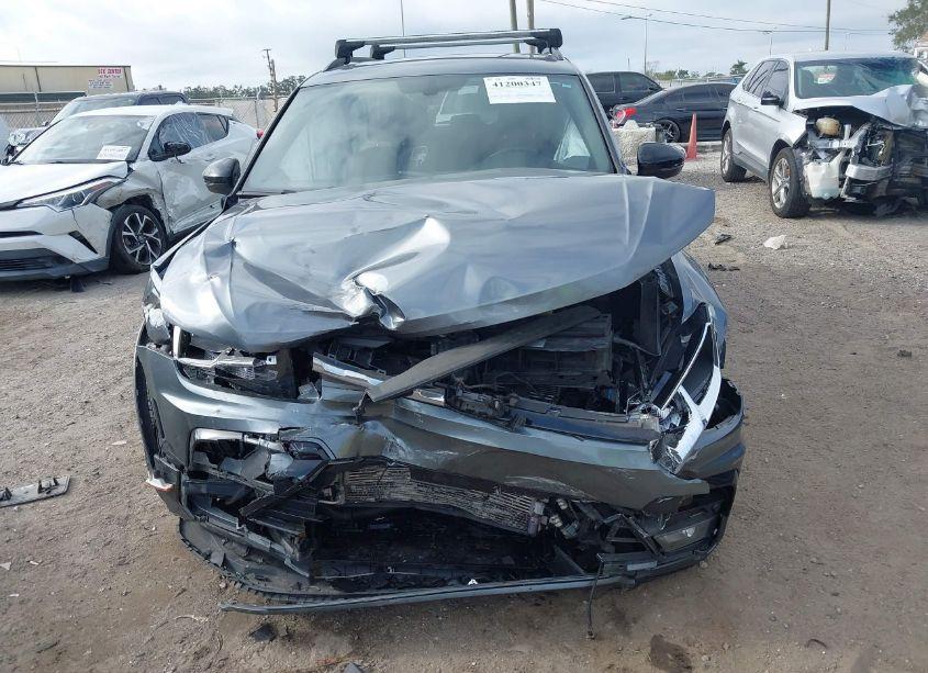 Photo 6 of 2019 Volkswagen Tiguan 2.0T SE/2.0T SEL/2.0T SEL R-LINE/2.0T SEL R-LINE BLACK (VIN 3VV3B7AX9KM134454)