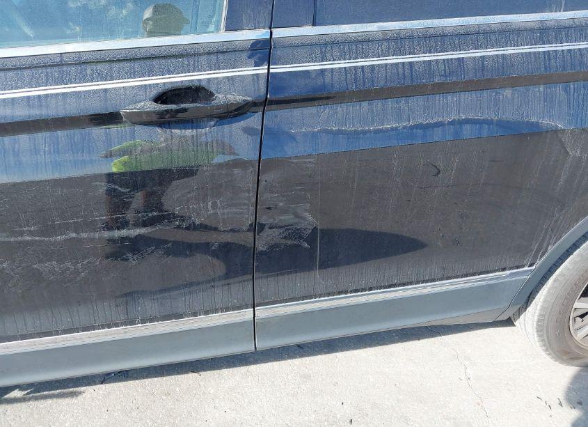 Photo 20 of 2020 Volkswagen Tiguan 2.0T SE/2.0T SE R-LINE BLACK/2.0T SEL (VIN 3VV3B7AX9LM080297)