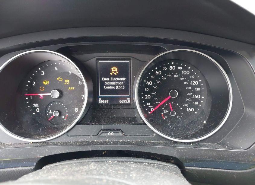 Photo 7 of 2020 Volkswagen Tiguan 2.0T SE/2.0T SE R-LINE BLACK/2.0T SEL (VIN 3VV3B7AX9LM080297)