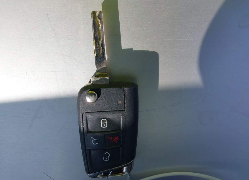 Photo 11 of 2020 Volkswagen Tiguan 2.0T SE/2.0T SE R-LINE BLACK/2.0T SEL (VIN 3VV3B7AX9LM098668)