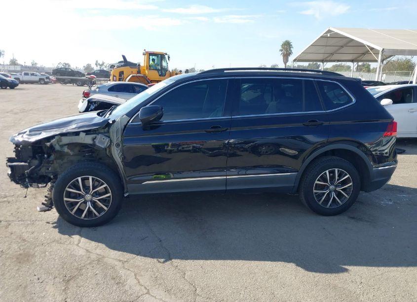 Photo 15 of 2020 Volkswagen Tiguan 2.0T SE/2.0T SE R-LINE BLACK/2.0T SEL (VIN 3VV3B7AX9LM098668)