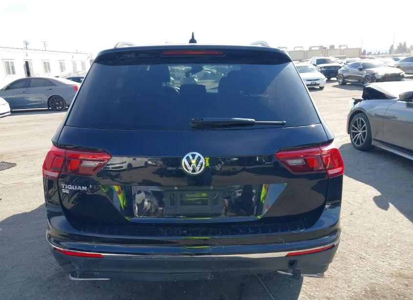 Photo 17 of 2020 Volkswagen Tiguan 2.0T SE/2.0T SE R-LINE BLACK/2.0T SEL (VIN 3VV3B7AX9LM098668)