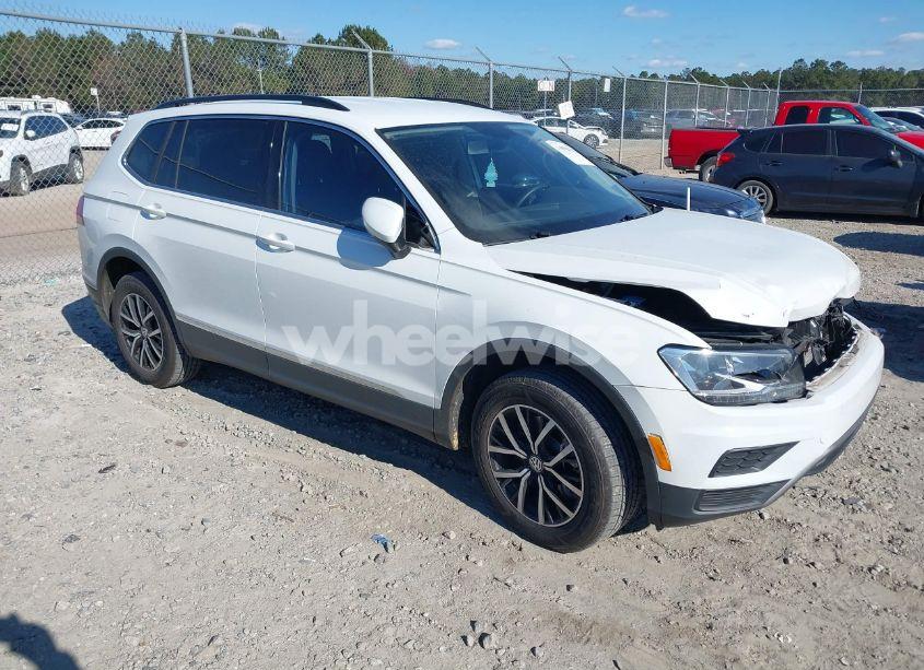 2021 Volkswagen Tiguan 2.0T SE/2.0T SE R-LINE BLACK/2.0T SEL (VIN 3VV3B7AX9MM017198) main photo