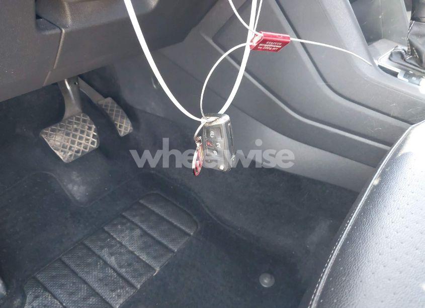 Photo 11 of 2021 Volkswagen Tiguan 2.0T SE/2.0T SE R-LINE BLACK/2.0T SEL (VIN 3VV3B7AX9MM051920)