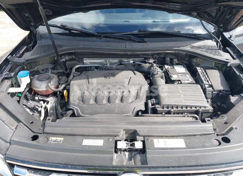 Photo 10 of 2021 Volkswagen Tiguan (VIN 3VV3B7AX9MM090586)