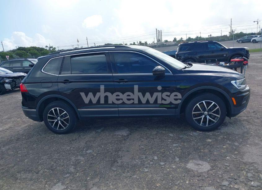 Photo 13 of 2021 Volkswagen Tiguan (VIN 3VV3B7AX9MM090586)