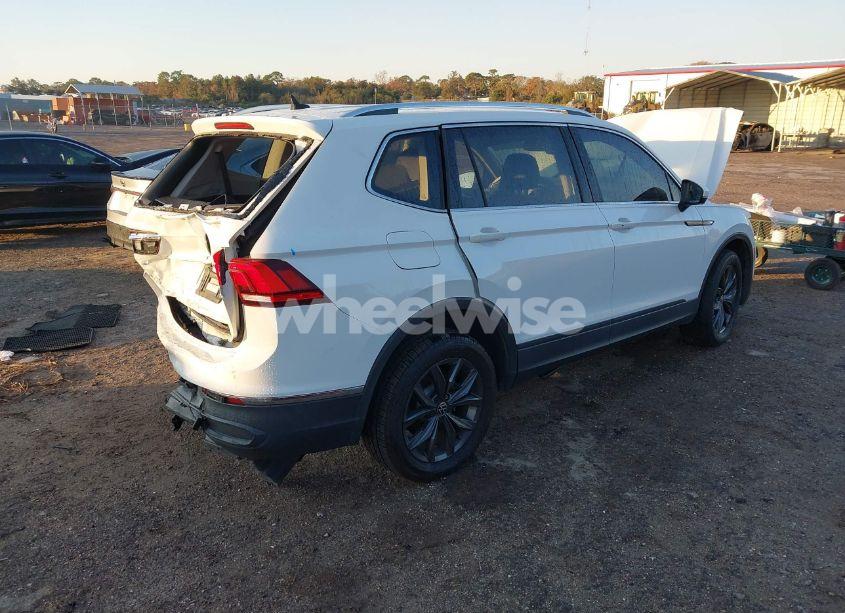 Photo 4 of 2022 Volkswagen Tiguan 2.0T SE (VIN 3VV3B7AX9NM100390)