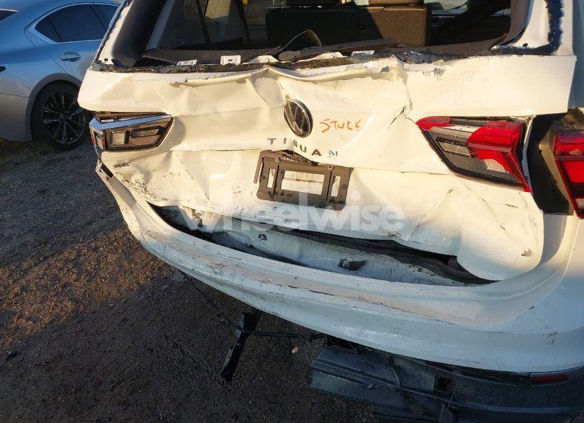 Photo 6 of 2022 Volkswagen Tiguan 2.0T SE (VIN 3VV3B7AX9NM100390)