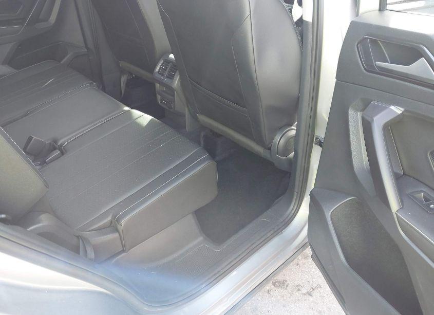 Photo 8 of 2022 Volkswagen Tiguan 2.0T SE (VIN 3VV3B7AX9NM147502)