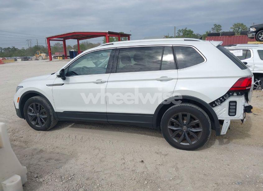 Photo 14 of 2023 Volkswagen Tiguan 2.0T SE (VIN 3VV3B7AX9PM003760)