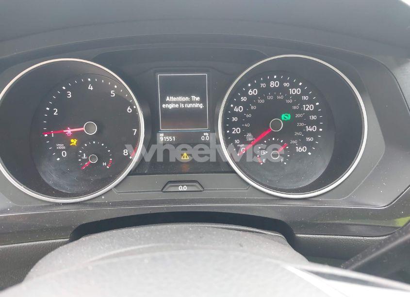 Photo 7 of 2018 Volkswagen Tiguan 2.0T SE/2.0T SEL (VIN 3VV3B7AXXJM039125)