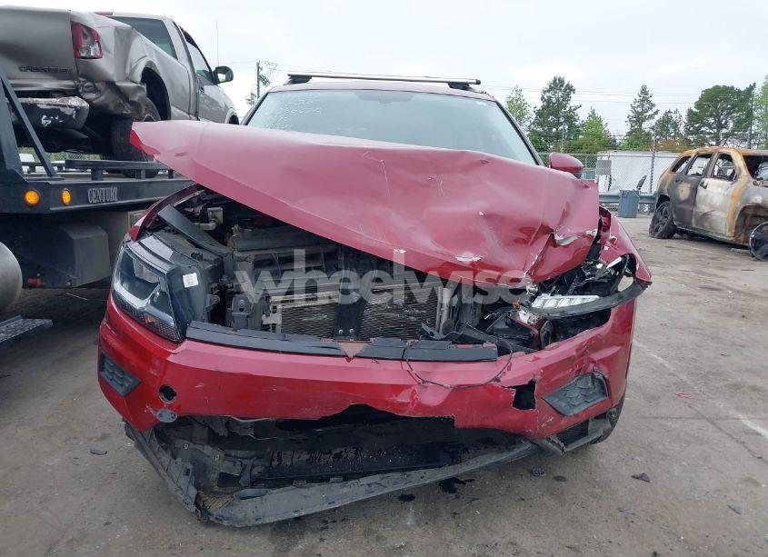 Photo 12 of 2018 Volkswagen Tiguan 2.0T SE/2.0T SEL (VIN 3VV3B7AXXJM086672)