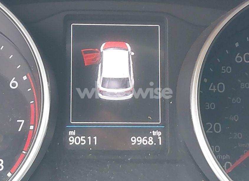 Photo 15 of 2018 Volkswagen Tiguan 2.0T SE/2.0T SEL (VIN 3VV3B7AXXJM086672)