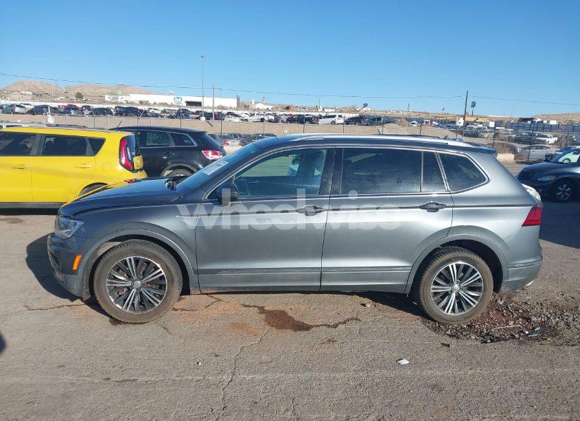 Photo 14 of 2018 Volkswagen Tiguan 2.0T SE/2.0T SEL (VIN 3VV3B7AXXJM088230)