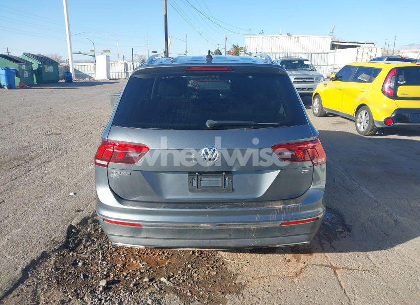 Photo 16 of 2018 Volkswagen Tiguan 2.0T SE/2.0T SEL (VIN 3VV3B7AXXJM088230)