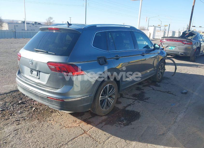 Photo 4 of 2018 Volkswagen Tiguan 2.0T SE/2.0T SEL (VIN 3VV3B7AXXJM088230)