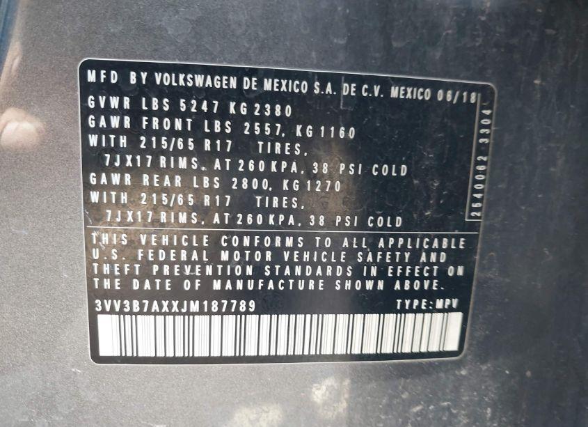 Photo 9 of 2018 Volkswagen Tiguan 2.0T SE/2.0T SEL (VIN 3VV3B7AXXJM187789)