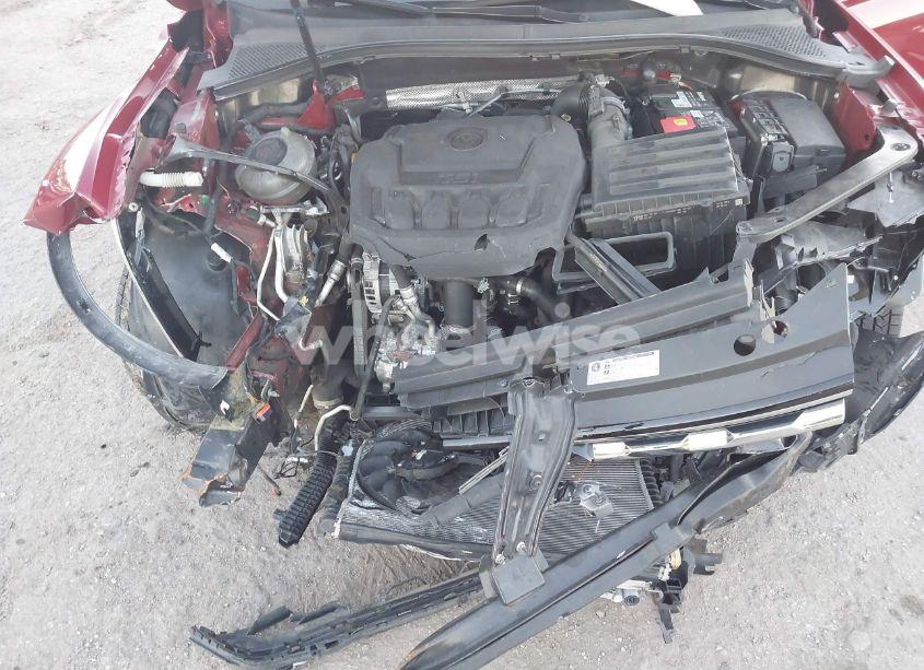 Photo 10 of 2019 Volkswagen Tiguan (VIN 3VV3B7AXXKM013013)