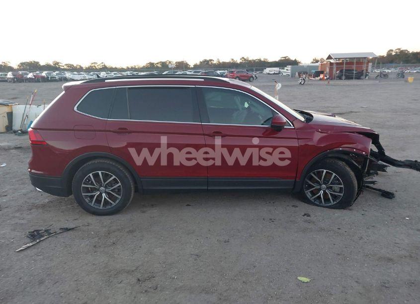 Photo 13 of 2019 Volkswagen Tiguan (VIN 3VV3B7AXXKM013013)