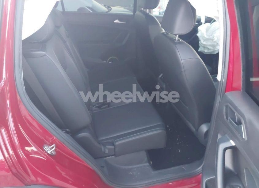 Photo 8 of 2019 Volkswagen Tiguan (VIN 3VV3B7AXXKM013013)