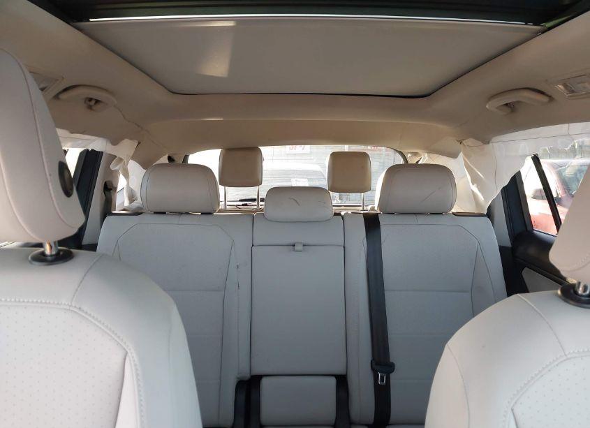 Photo 8 of 2019 Volkswagen Tiguan 2.0T SE/2.0T SEL/2.0T SEL R-LINE/2.0T SEL R-LINE BLACK (VIN 3VV3B7AXXKM079965)