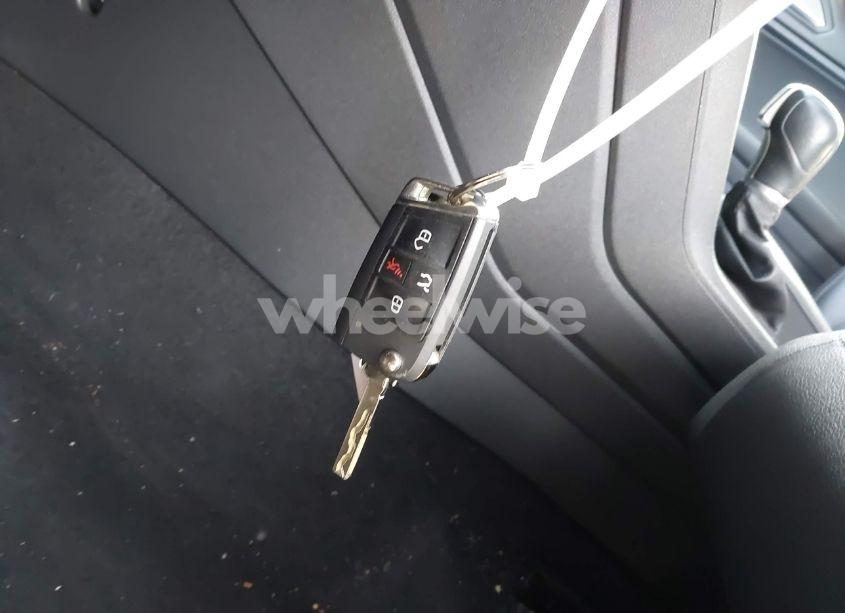 Photo 11 of 2019 Volkswagen Tiguan 2.0T SE/2.0T SEL/2.0T SEL R-LINE/2.0T SEL R-LINE BLACK (VIN 3VV3B7AXXKM155376)