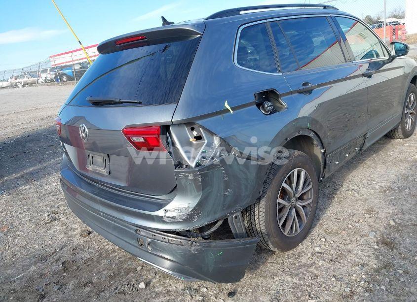 Photo 6 of 2019 Volkswagen Tiguan 2.0T SE/2.0T SEL/2.0T SEL R-LINE/2.0T SEL R-LINE BLACK (VIN 3VV3B7AXXKM155376)