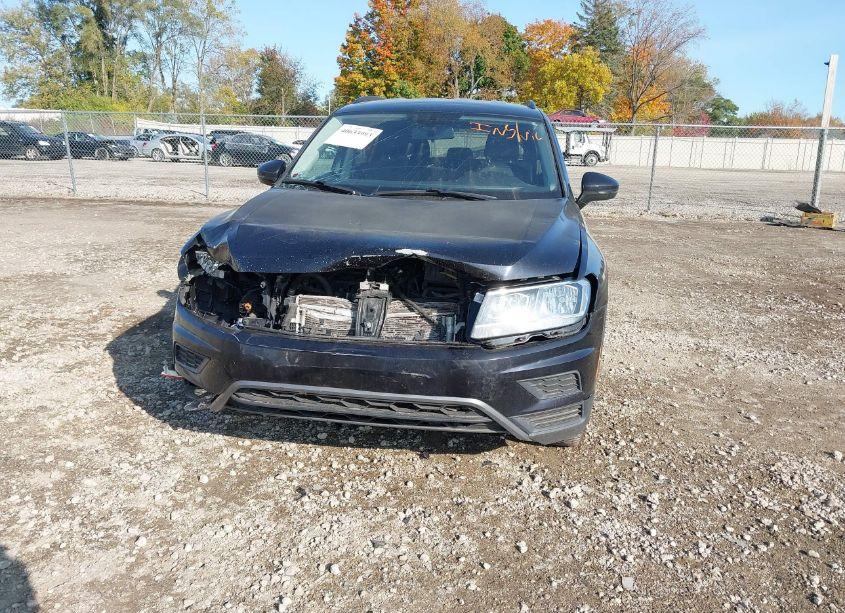 Photo 6 of 2020 Volkswagen Tiguan 2.0T SE/2.0T SE R-LINE BLACK/2.0T SEL (VIN 3VV3B7AXXLM106499)