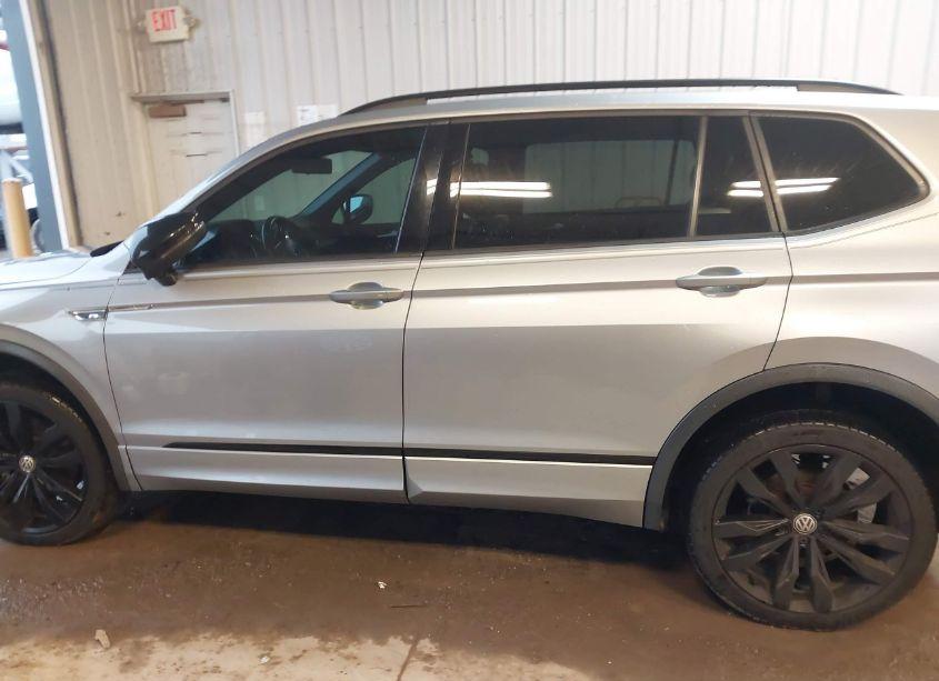 Photo 15 of 2020 Volkswagen Tiguan (VIN 3VV3B7AXXLM137283)