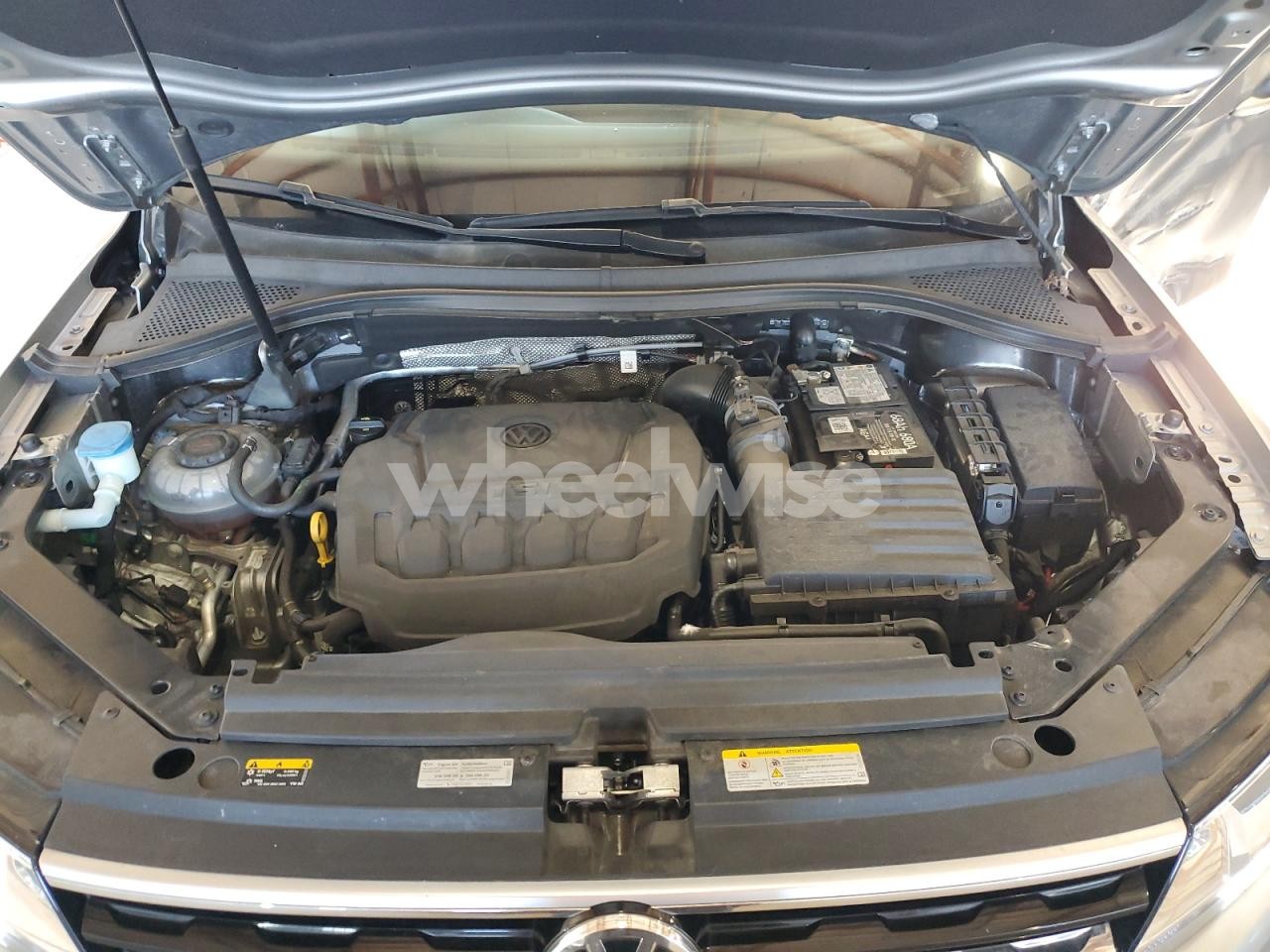 Photo 12 of 2021 VOLKSWAGEN TIGUAN SE (VIN 3VV3B7AXXMM090919)