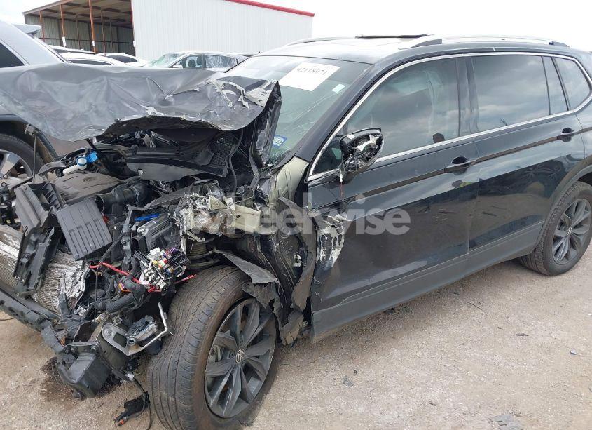 Photo 6 of 2022 Volkswagen Tiguan 2.0T SE (VIN 3VV3B7AXXNM117019)