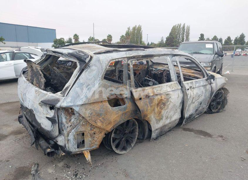 Photo 4 of 2022 Volkswagen Tiguan 2.0T SE (VIN 3VV3B7AXXNM163448)