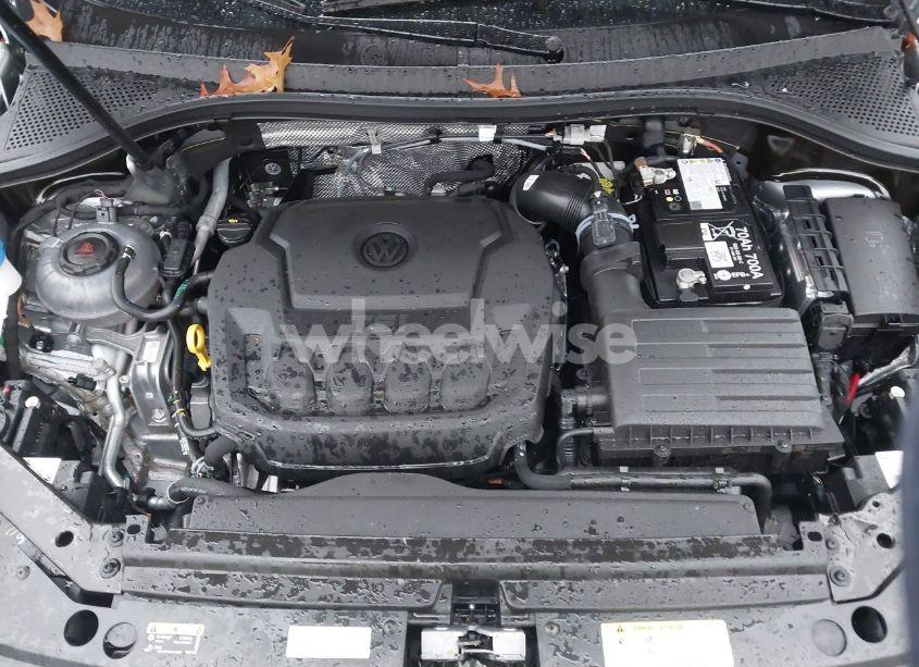 Photo 10 of 2024 Volkswagen Tiguan (VIN 3VV3B7AXXRM012681)