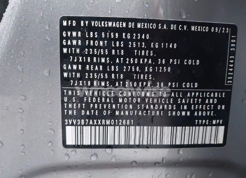 Photo 9 of 2024 Volkswagen Tiguan (VIN 3VV3B7AXXRM012681)