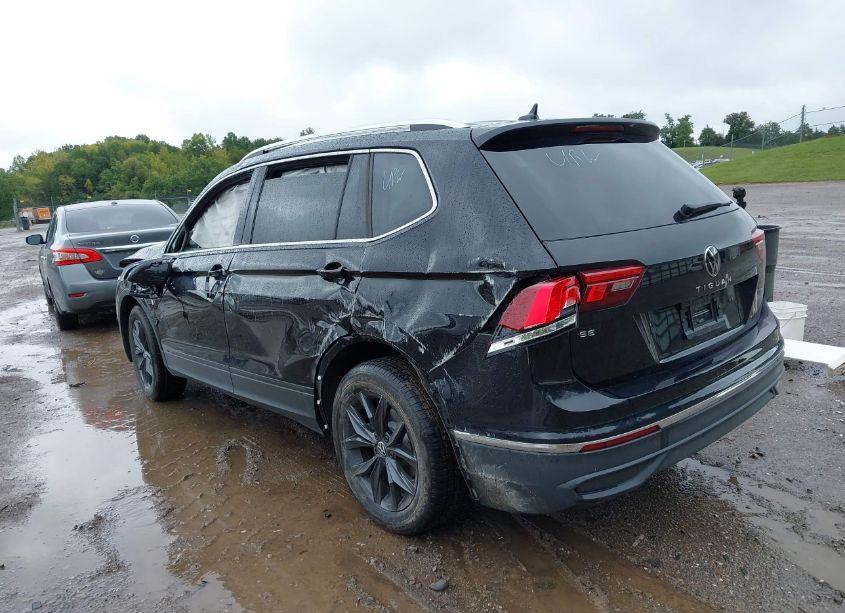 Photo 3 of 2024 Volkswagen Tiguan 2.0T SE/WOLFSBURG EDITION (VIN 3VV3B7AXXRM127555)