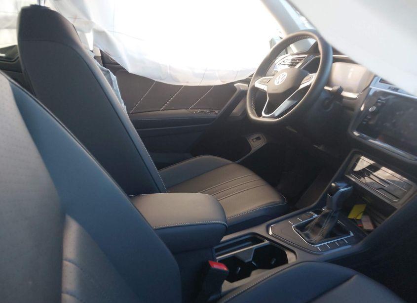 Photo 5 of 2024 Volkswagen Tiguan 2.0T SE/WOLFSBURG EDITION (VIN 3VV3B7AXXRM127782)