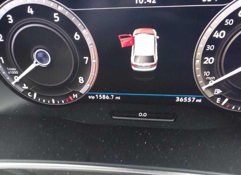 Photo 15 of 2018 Volkswagen Tiguan SEL PREMIUM (VIN 3VV4B7AX1JM187961)