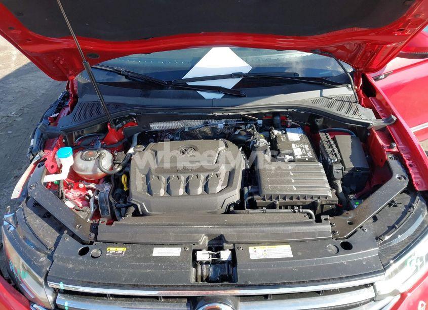 Photo 10 of 2024 Volkswagen Tiguan 2.0T SEL R-LINE (VIN 3VV4B7AX1RM154499)