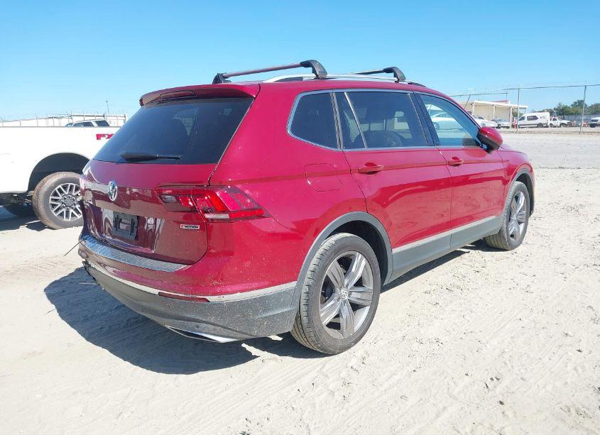 Photo 4 of 2019 Volkswagen Tiguan 2.0T SEL PREMIUM/2.0T SEL PREMIUM R-LINE (VIN 3VV4B7AX2KM156123)