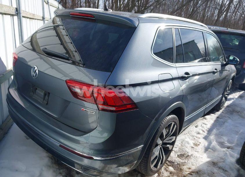 Photo 4 of 2019 Volkswagen Tiguan 2.0T SEL PREMIUM/2.0T SEL PREMIUM R-LINE (VIN 3VV4B7AX2KM175142)