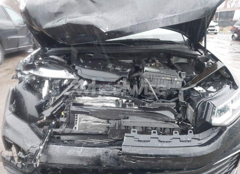 Photo 10 of 2022 Volkswagen Tiguan 2.0T SEL R-LINE (VIN 3VV4B7AX3NM046685)