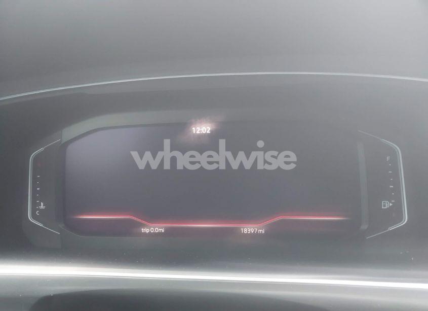 Photo 7 of 2022 Volkswagen Tiguan 2.0T SEL R-LINE (VIN 3VV4B7AX3NM046685)