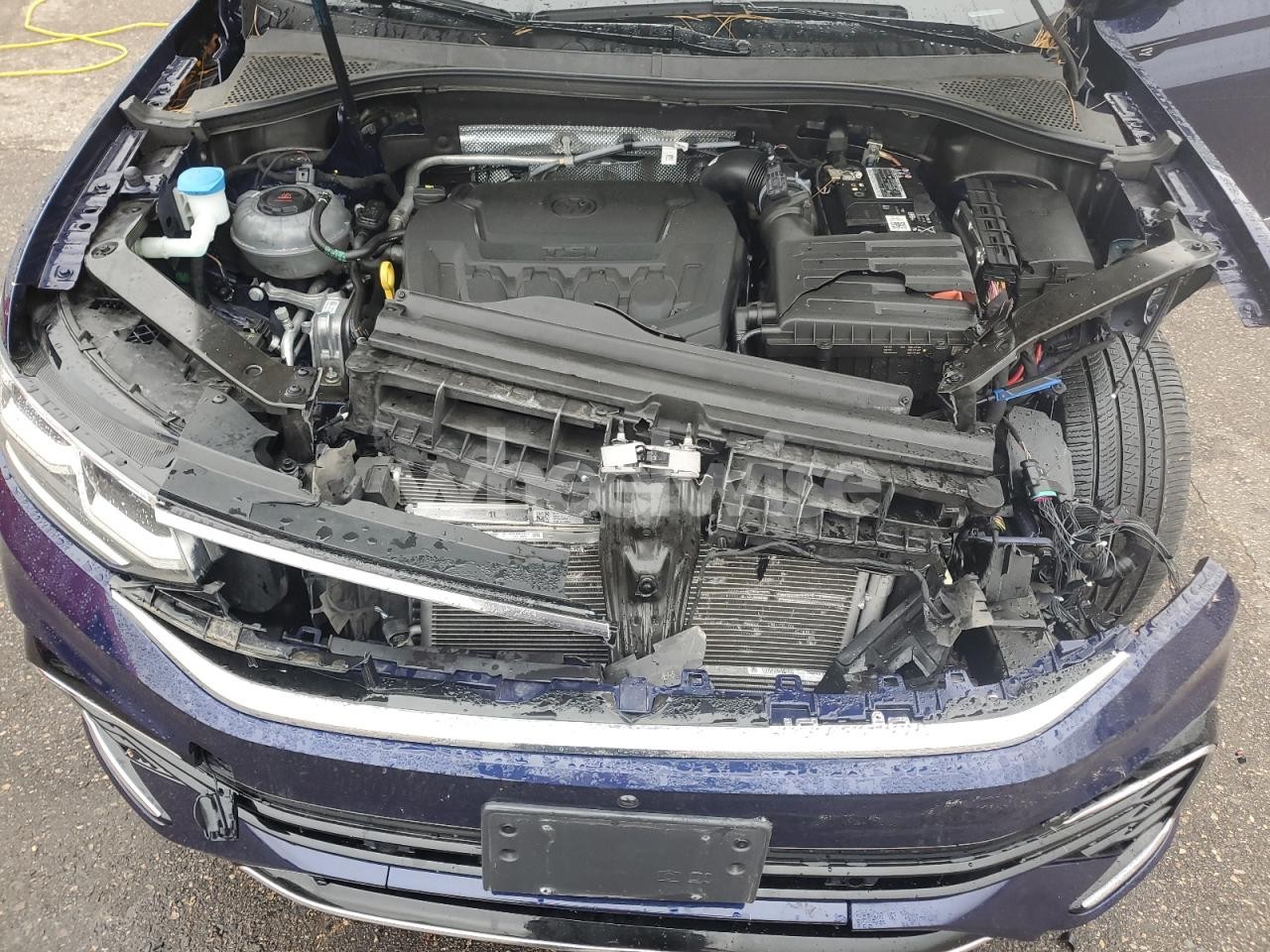 Photo 12 of 2022 VOLKSWAGEN TIGUAN SEL R-LINE (VIN 3VV4B7AX3NM053233)