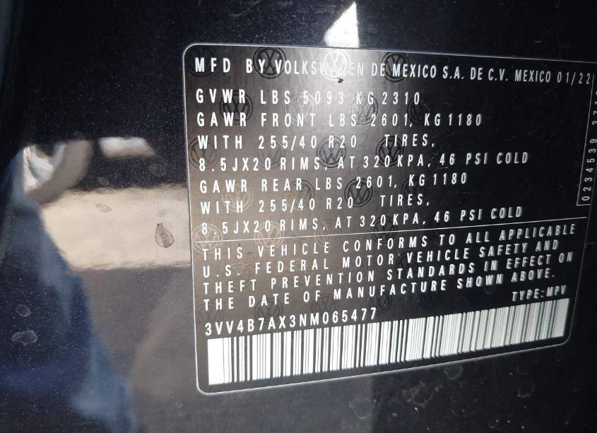 Photo 9 of 2022 Volkswagen Tiguan 2.0T SEL R-LINE (VIN 3VV4B7AX3NM065477)