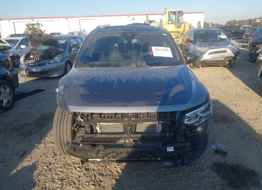 Photo 13 of 2023 Volkswagen Tiguan 2.0T SEL R-LINE (VIN 3VV4B7AX3PM105379)