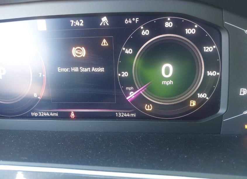 Photo 16 of 2023 Volkswagen Tiguan 2.0T SEL R-LINE (VIN 3VV4B7AX3PM105379)