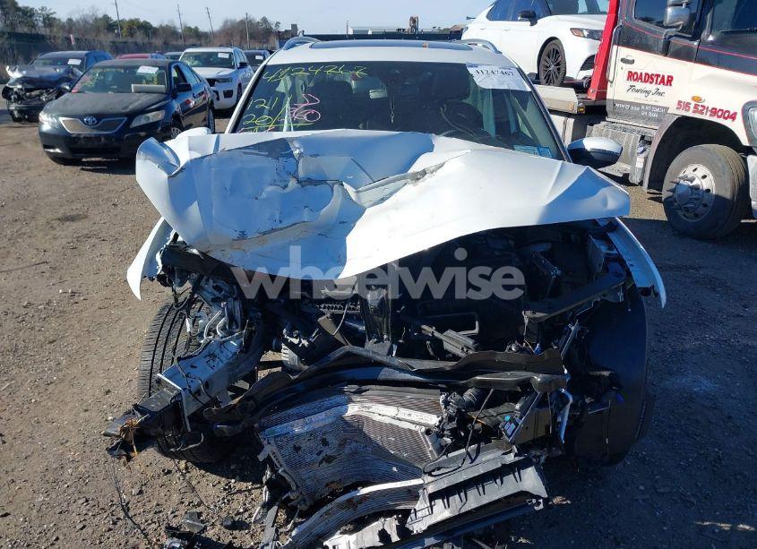 Photo 11 of 2024 Volkswagen Tiguan 2.0T SEL R-LINE (VIN 3VV4B7AX3RM055151)