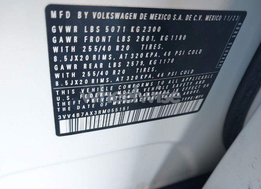 Photo 9 of 2024 Volkswagen Tiguan 2.0T SEL R-LINE (VIN 3VV4B7AX3RM055151)