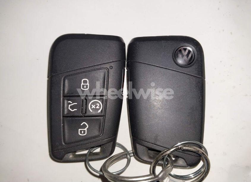 Photo 11 of 2019 Volkswagen Tiguan 2.0T SEL PREMIUM/2.0T SEL PREMIUM R-LINE (VIN 3VV4B7AX4KM039045)