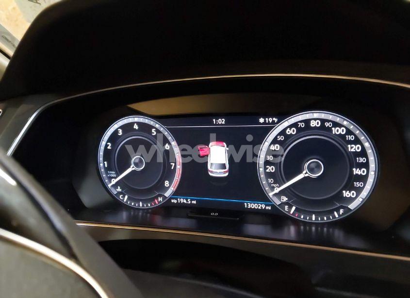 Photo 7 of 2019 Volkswagen Tiguan 2.0T SEL PREMIUM/2.0T SEL PREMIUM R-LINE (VIN 3VV4B7AX4KM039045)